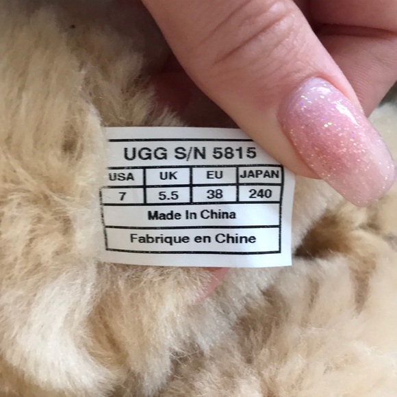 Boots - Picture 4 of 4